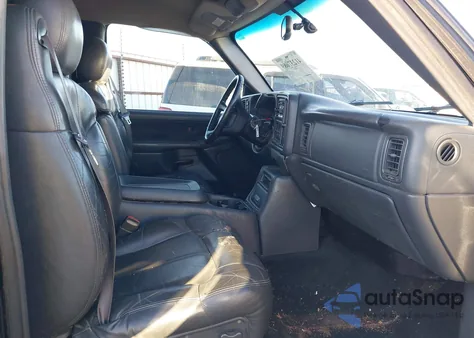 2000 Chevrolet Silverado 1500 Ls from USA, damaged, VIN 2GCEK19T0Y1119752